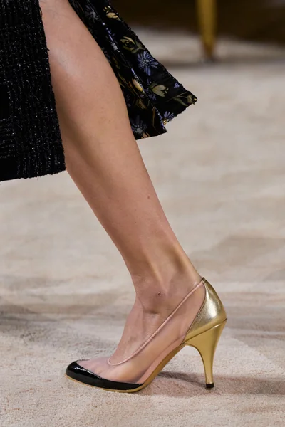 Look 28